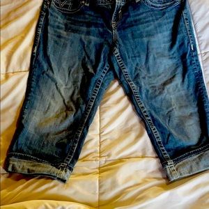 Vigoss New York Capri Jeans